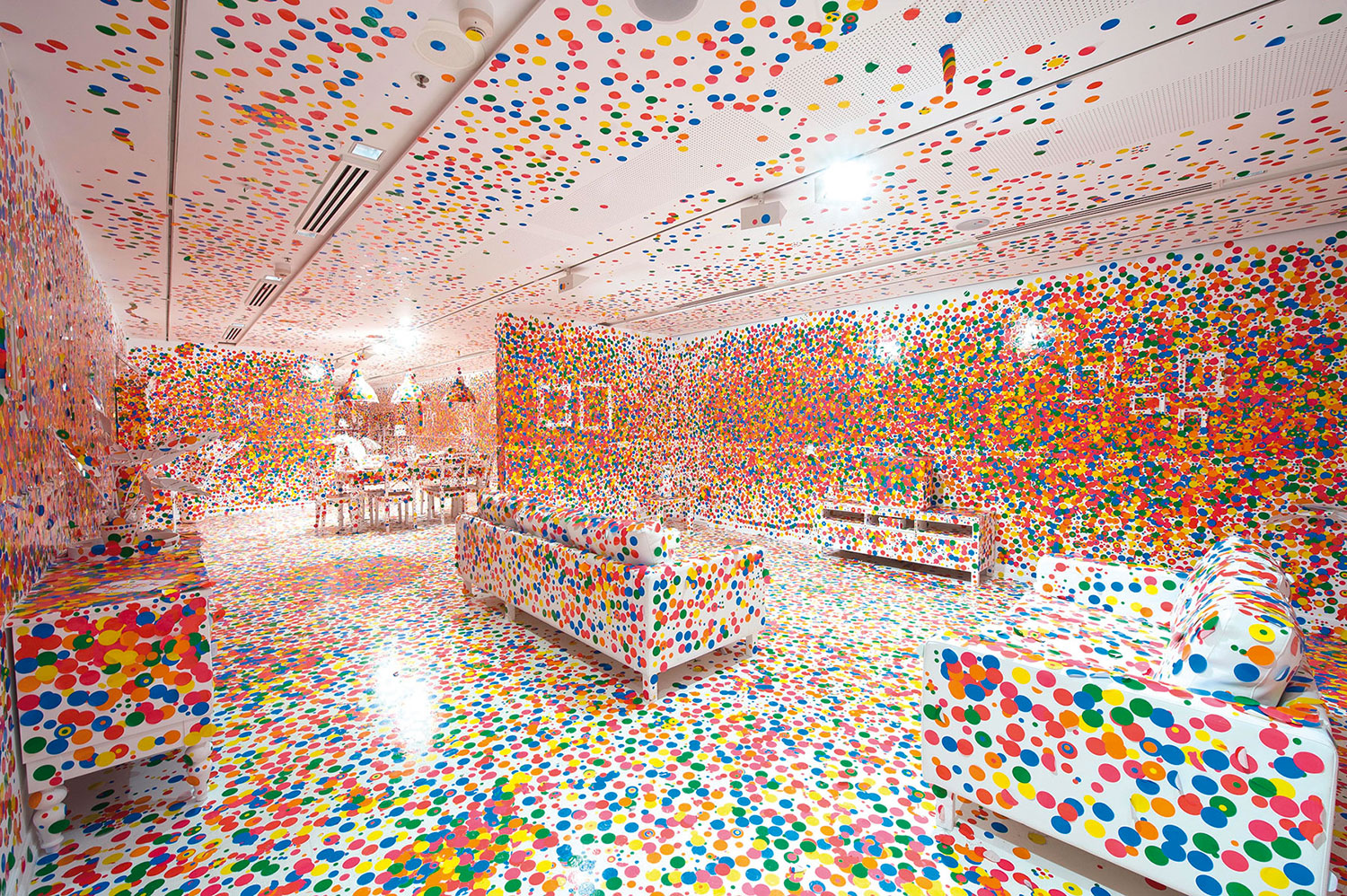 Yayoi Kusama Flash Art